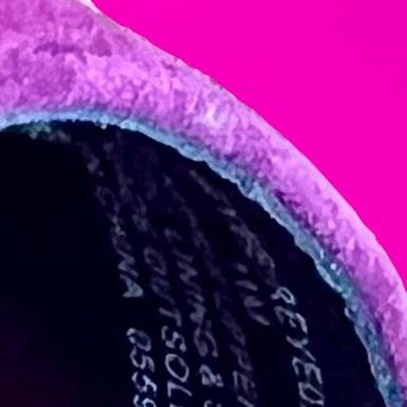 Steve-madden Women's  Burgundy Velvet heels with strap. Size 11 - Picture 6 of 6